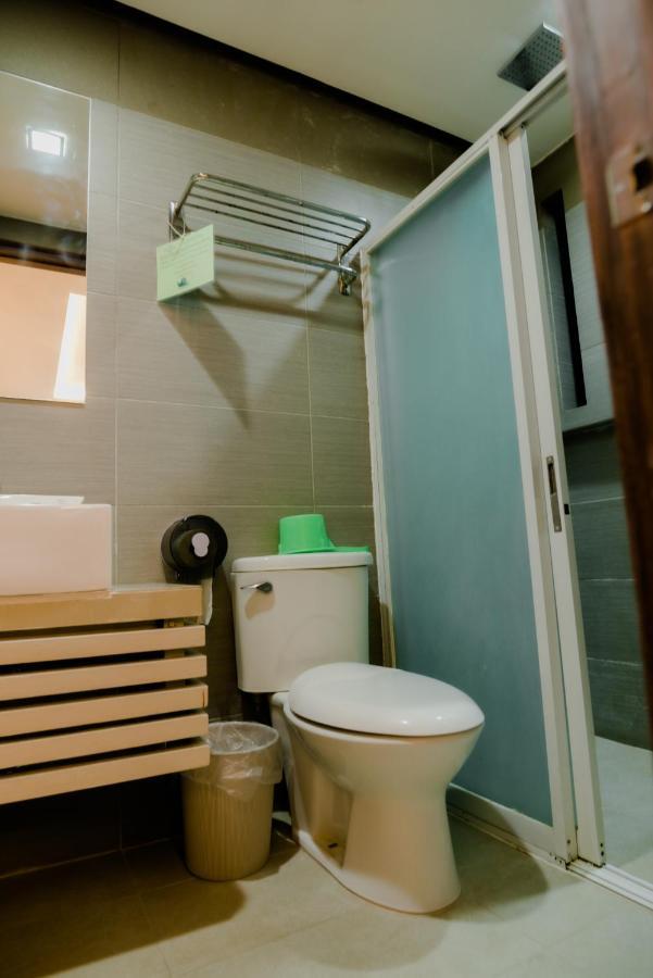 The Horizon Suites And Arcade General Santos City Esterno foto
