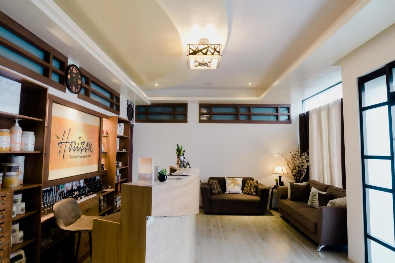 The Horizon Suites And Arcade General Santos City Esterno foto